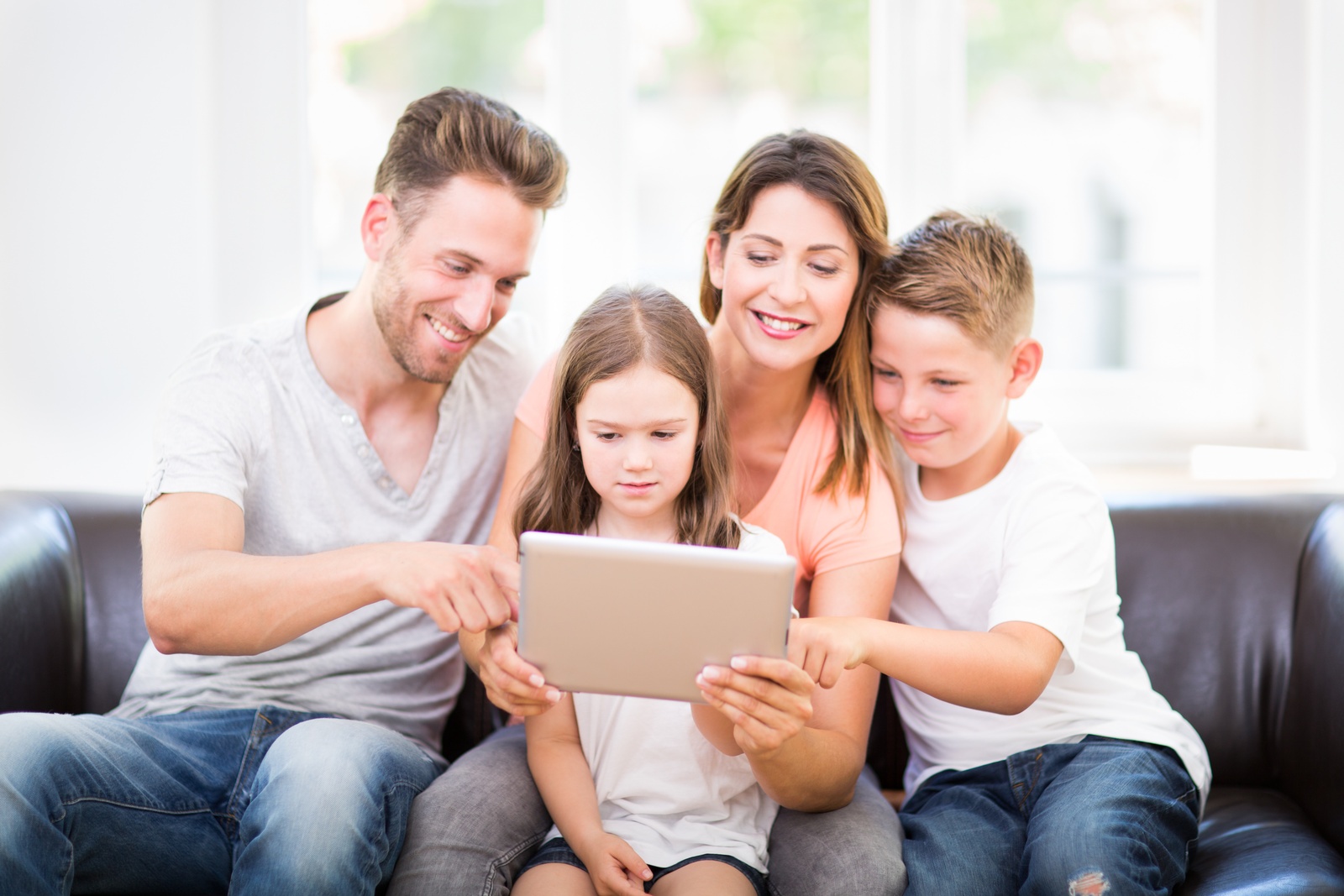 Smart 5G Connectivity for UAE Mobile Lines, Tailored for a Simple and Reliable Digital Life